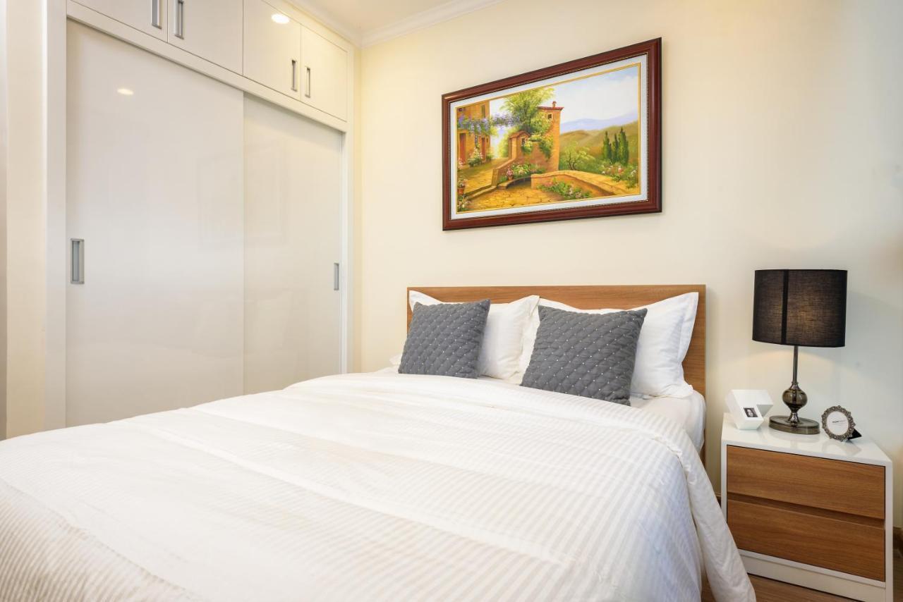 Luxury Vinhomes Central Park Humi Apartment Ho Chi Minh City