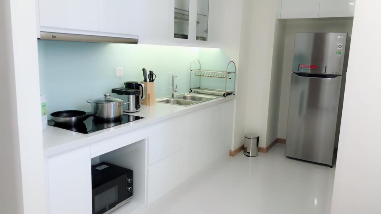 Luxury Vinhomes Central Park Humi Apartment